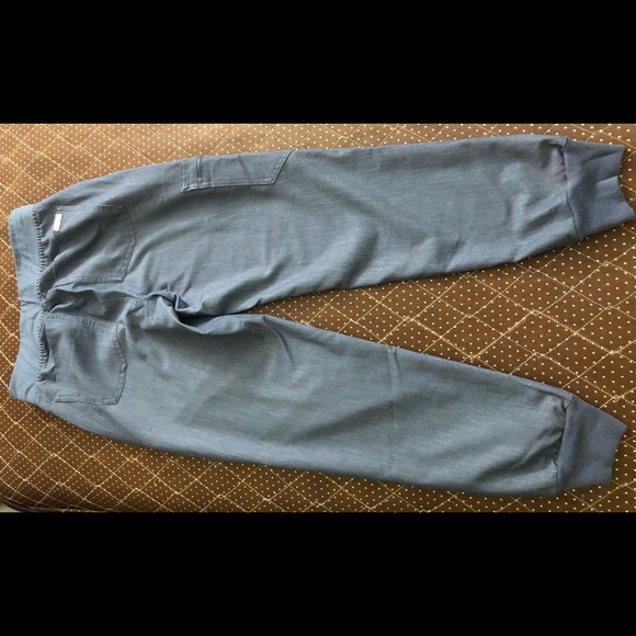 Figs Scrub Set in XS & XS/P - Picture 8 of 9